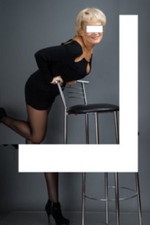 Индивидуалка кира