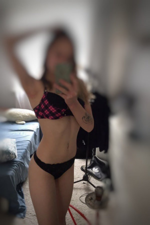 Индивидуалка Вика